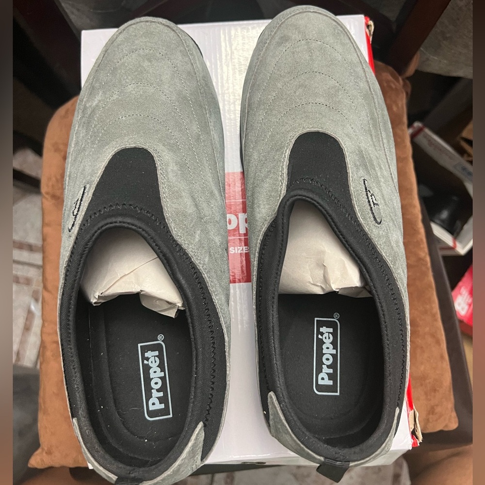 Propét Shoes